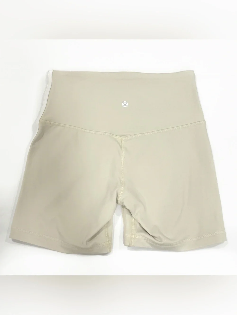 Lululemon athletica High-Rise Bike Shorts with Side Stripe in Bone | Size 8